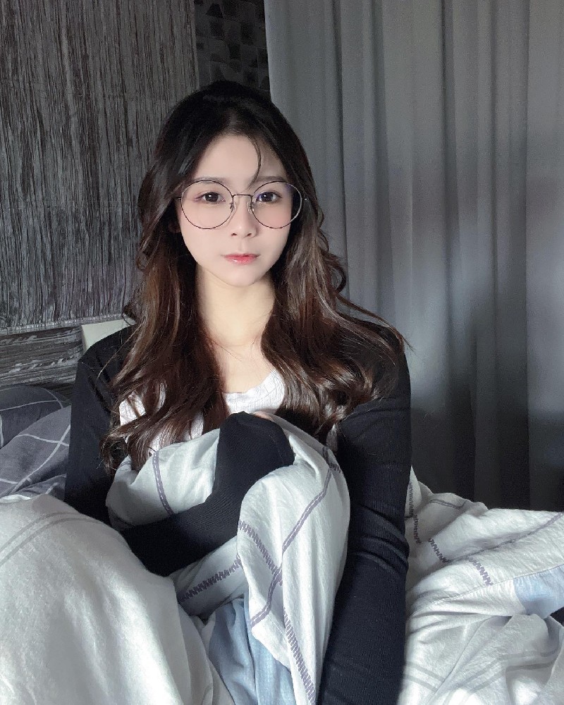 A2070 照片240张 视频20个 马来西亚 年轻美女 生活日常 旅游