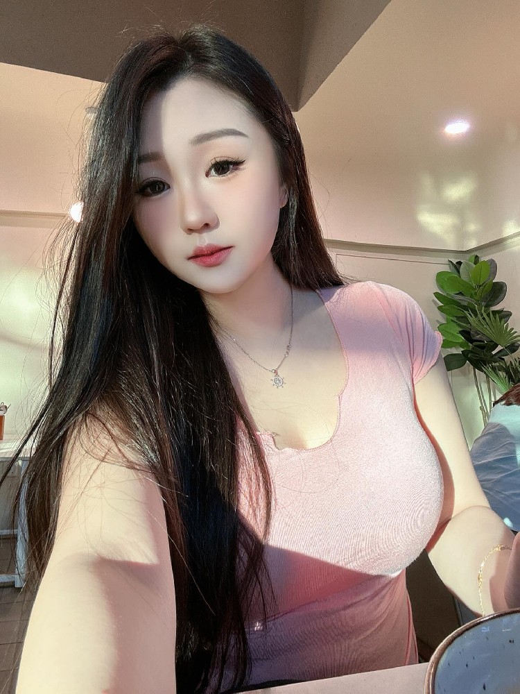 A2147 照片676张 视频29个 马来西亚 甜美型少妇 大胸 生活日常 旅游 自拍多