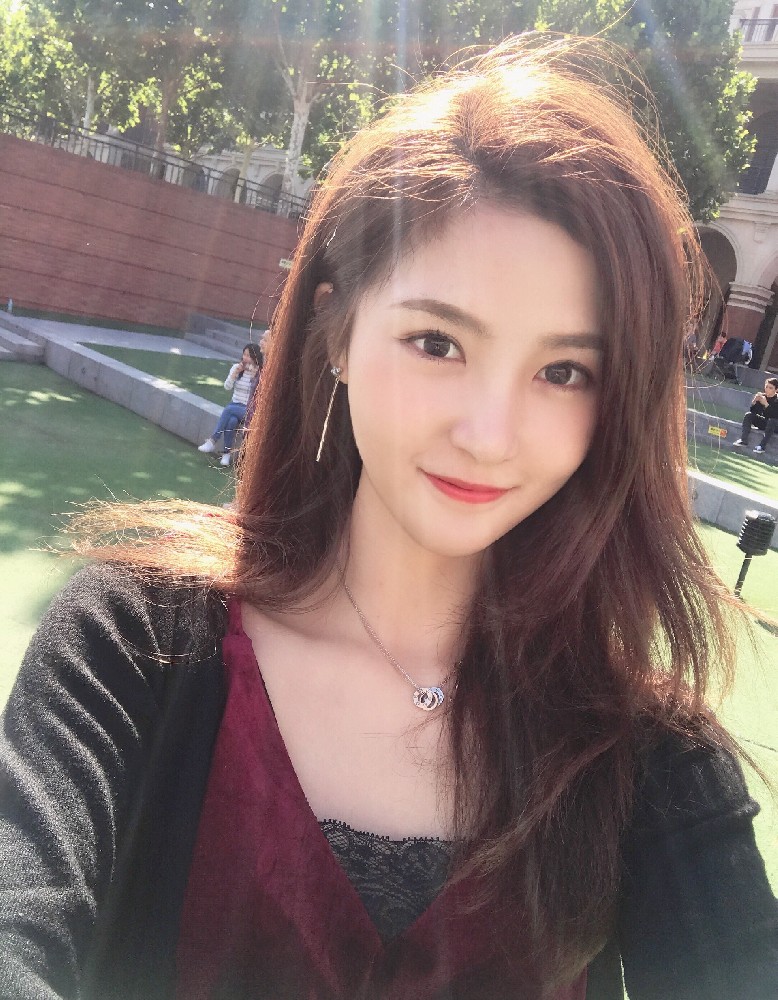 A261（365P+14V）中国女 高清照带夏冬装有去日本旅游的高颜妹子大量自拍照