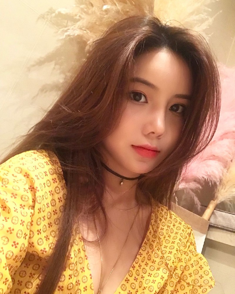 A171 (1200P+917V) 中国女 美女生活照