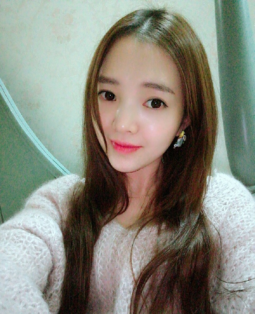 L074 图片203张 视频5个 中国女 素颜真实无美颜无滤镜