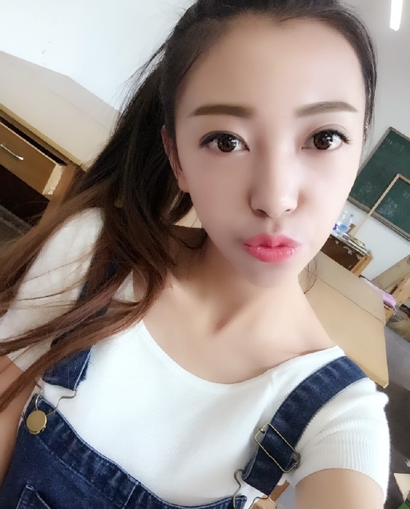 L079 图片641张 视频24个 中国女 素颜真实无美颜无滤镜