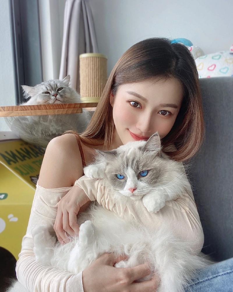 S015 照片1136 视频10个 新加坡真实少妇美女全球旅游 素材时间跨度较长 包更新带ig地址