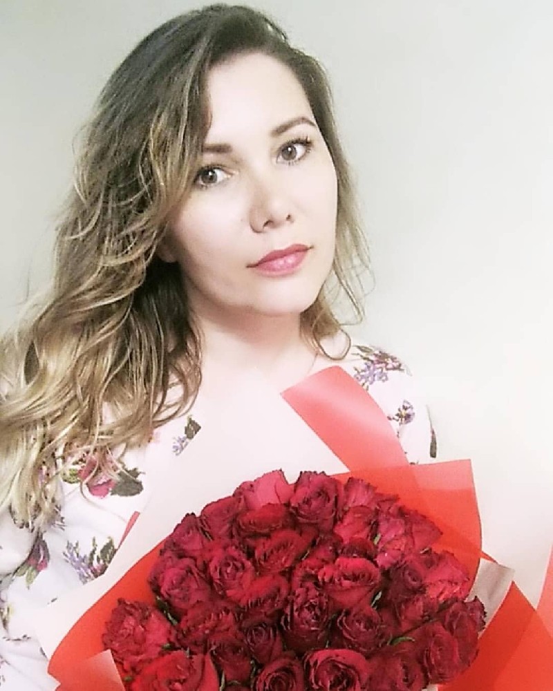 E079（405张图+115个视频）俄罗斯宝妈套图素材_爱画画，有两个孩子，生活照很丰富，视频带自拍