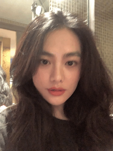 A118 图片996张 视频0个 中国女 少妇 性感 真实 宝妈 从结婚到生娃 小孩照片多 占大部分