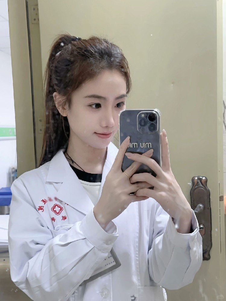 S009 照片581 视频21个 中国女 真实美女护士医护日常生活旅游工作包更新