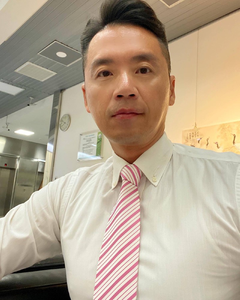 D349 照片1398张 视频61个 台湾  男主持人 播音员 工作社生活日常  运动马拉松  自拍多 偏生活分享 不摆拍