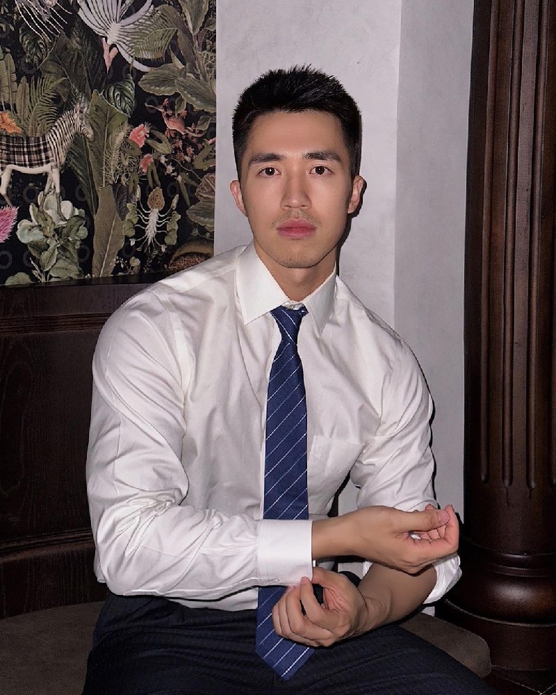 D381 照片602张 视频13个 中国男 生活日常 宠物 健身 旅游