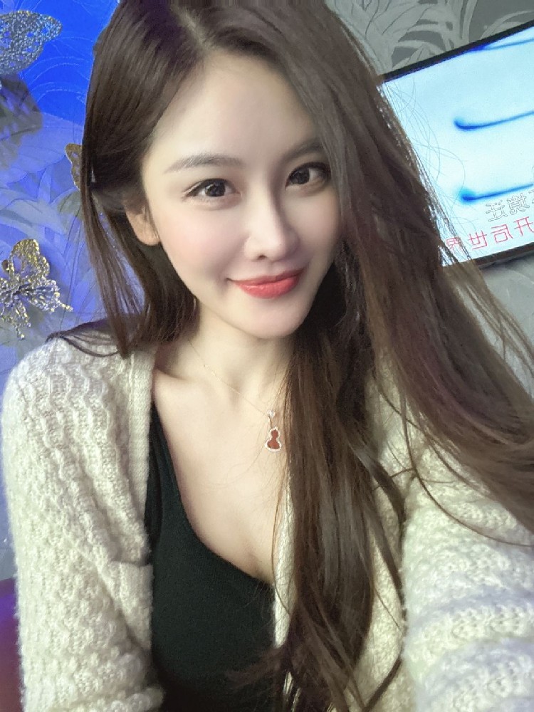 A304 照片651张 视频140个 中国女 生活日常 旅游 高尔夫