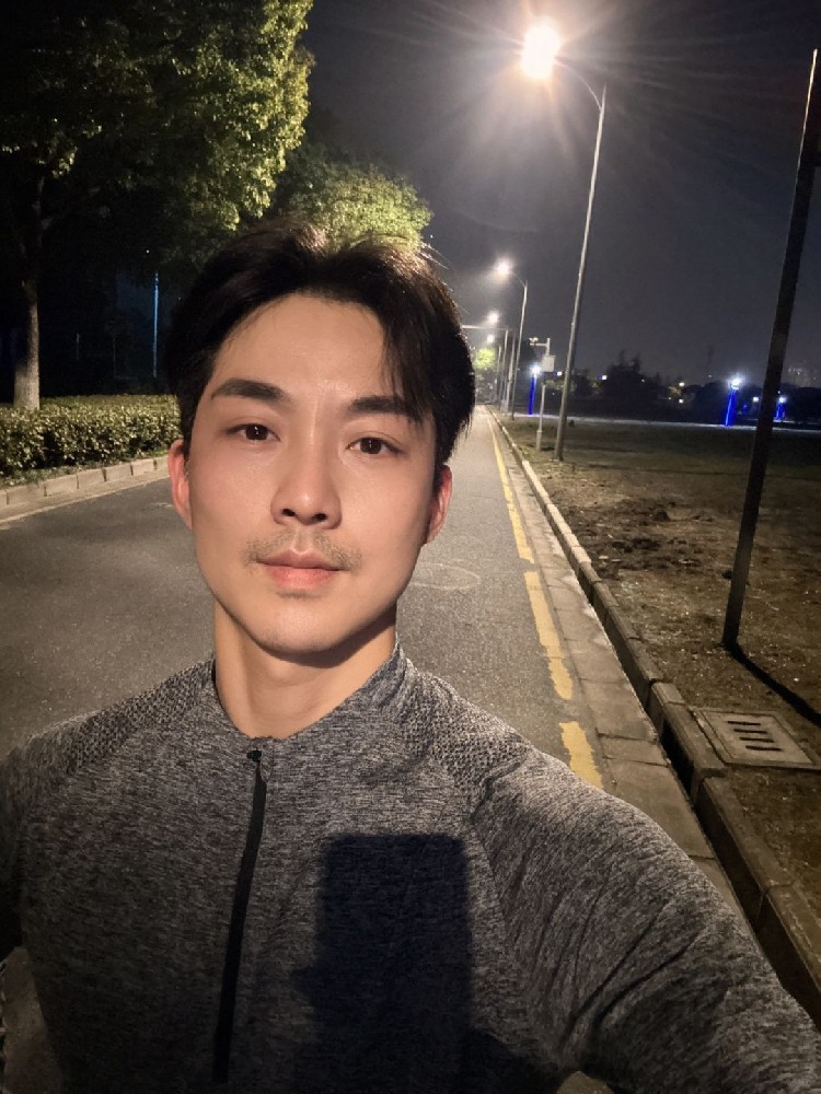 D474 照片334张 视频36个 中国男 气质 型男 帅哥 生活日常 旅游 健身