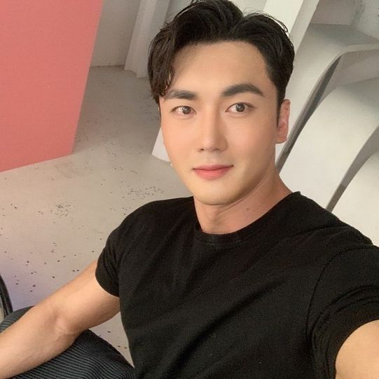 D518 照片608张 视频16个 韩国 生活日常 旅游 健身 健美教练