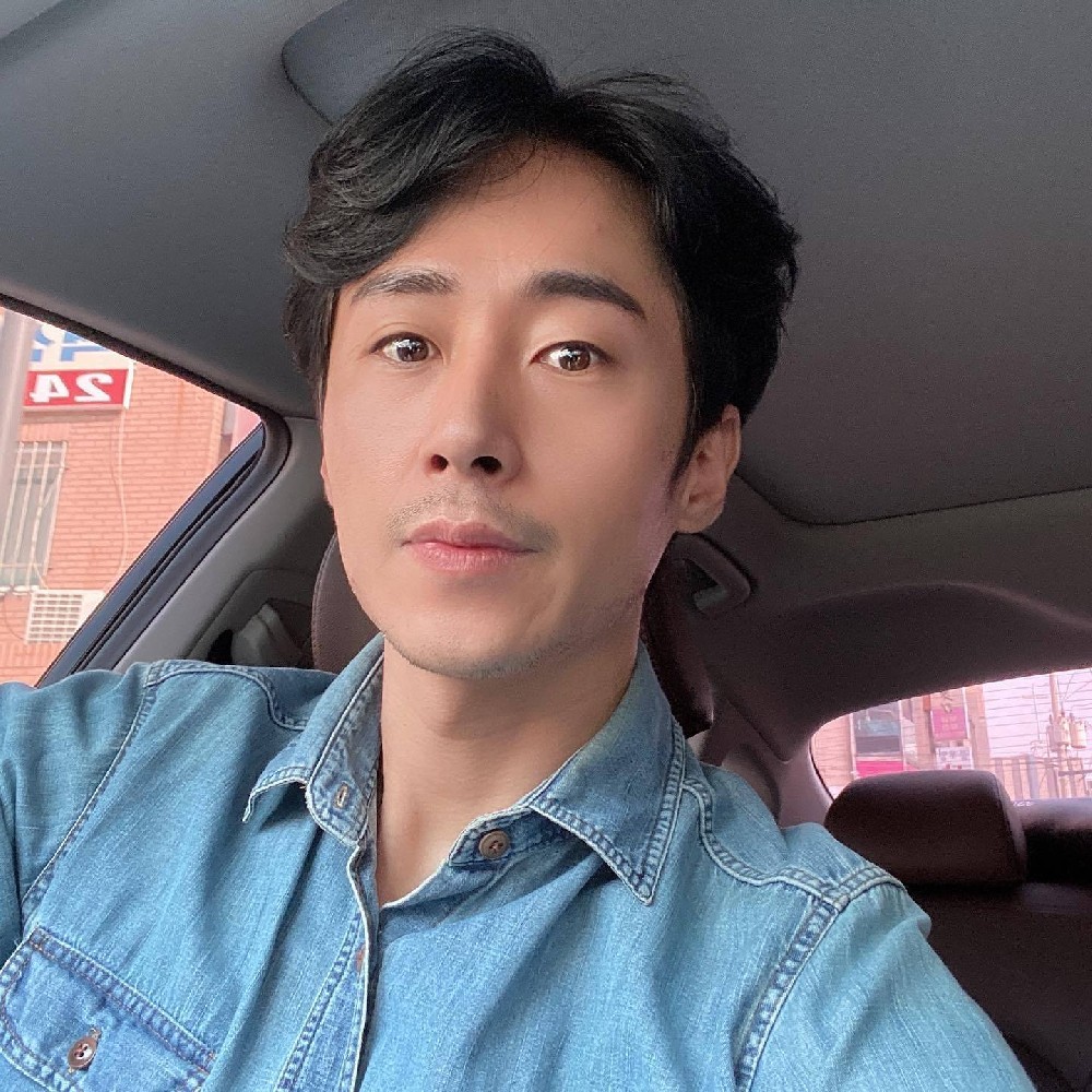 D537 照片843张 视频36个 韩国男 奶爸 宝妈 一家三口 生活日常 旅游