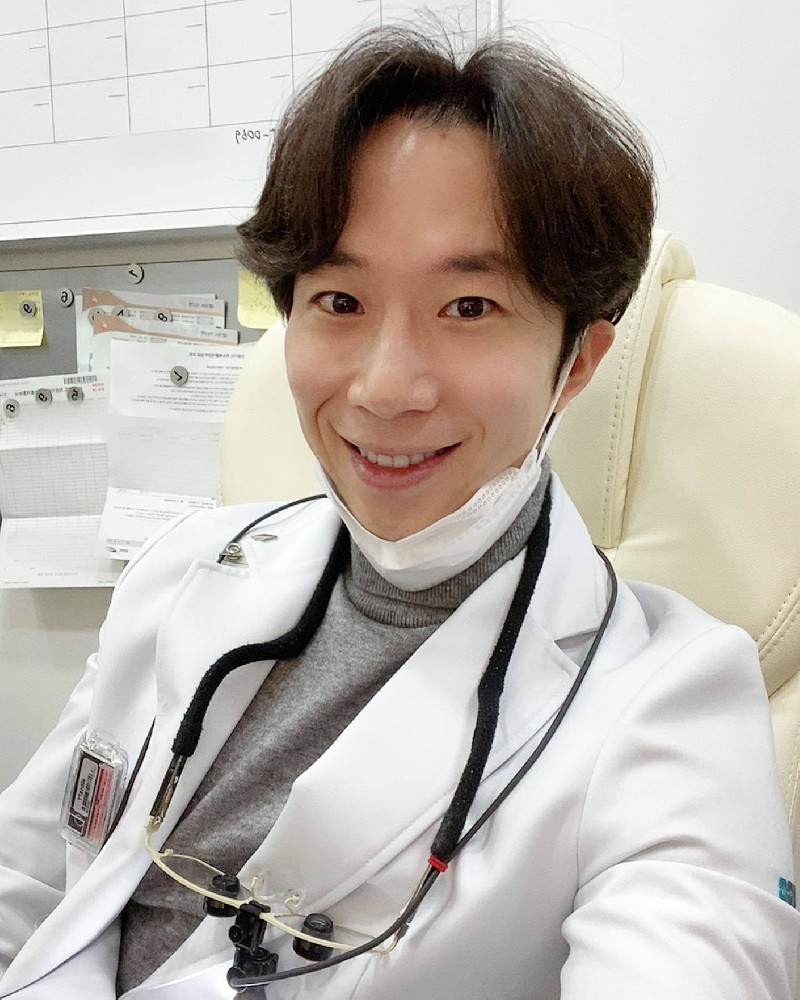 D547 照片1199张 视频189个 韩国 医生 医护 牙医 奶爸 宝妈 生活日常 旅游 健身