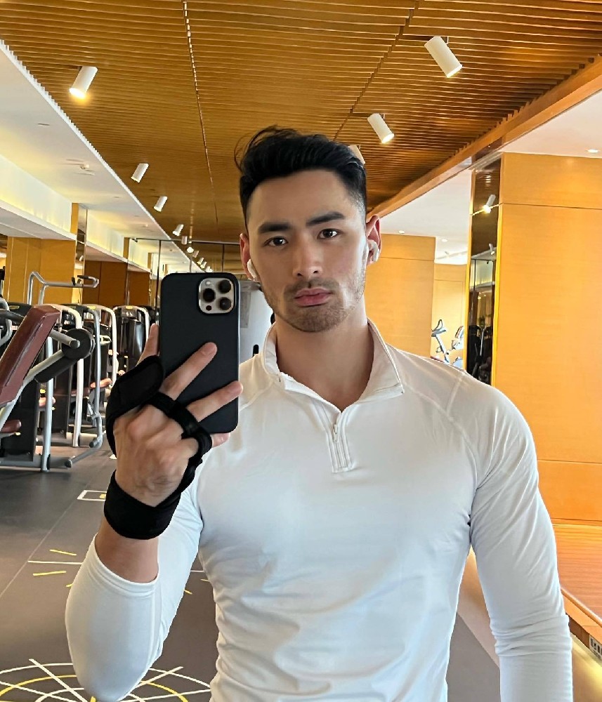 D552 照片684张 视频10个 中国男 成熟 气质 男 生活日常 旅游健身