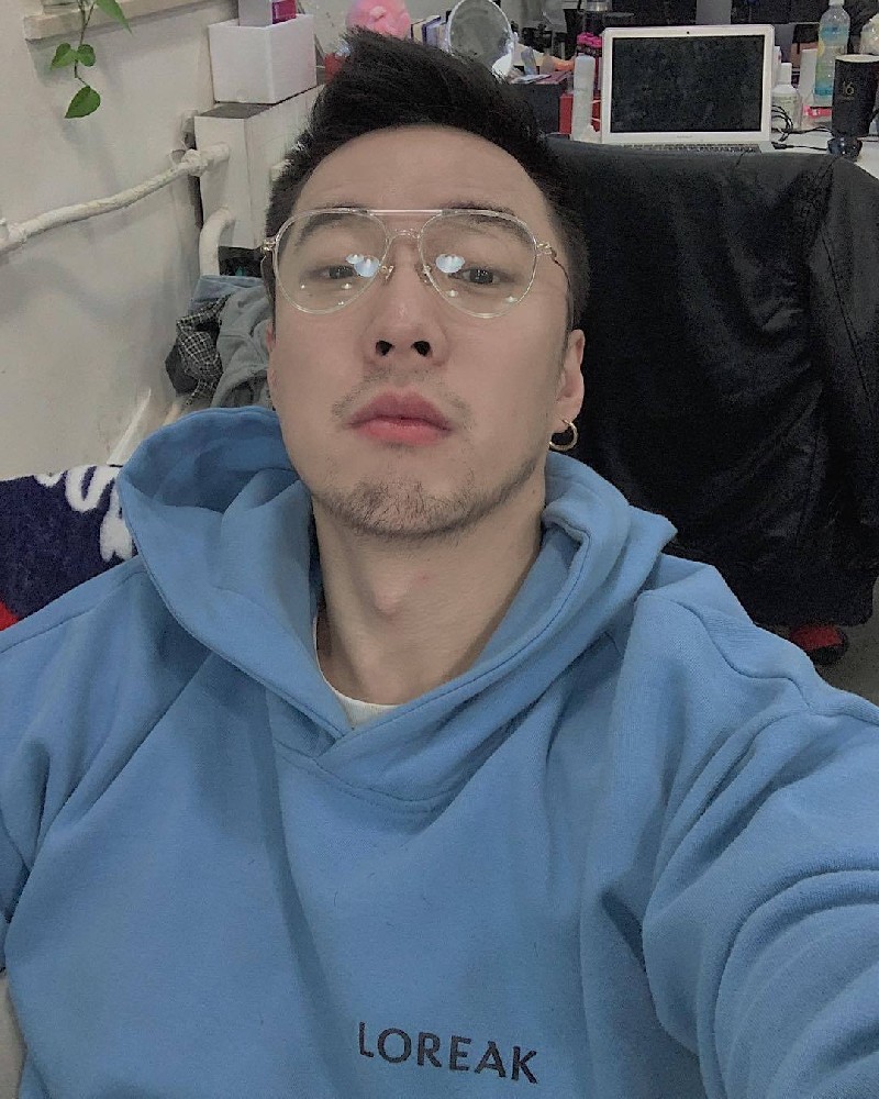 D572 照片472张 视频3个 中国男 生活日常 旅游健身 各国旅游