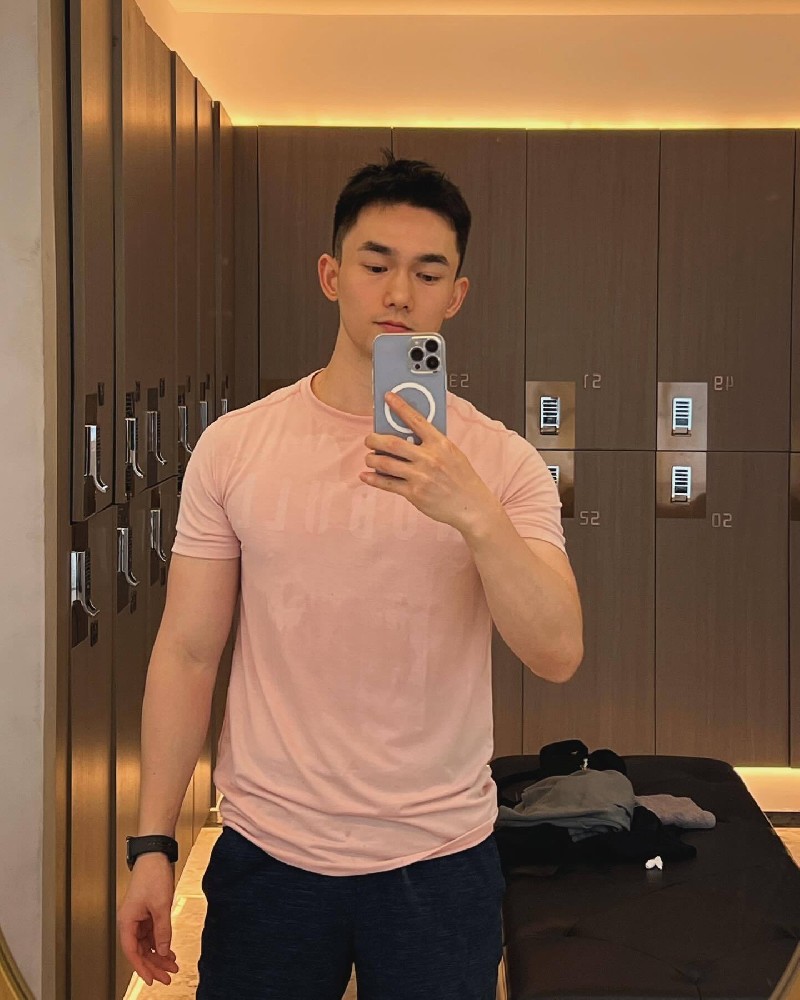 D730 照片323张 视频4个 中国男 生活日常 旅游健身