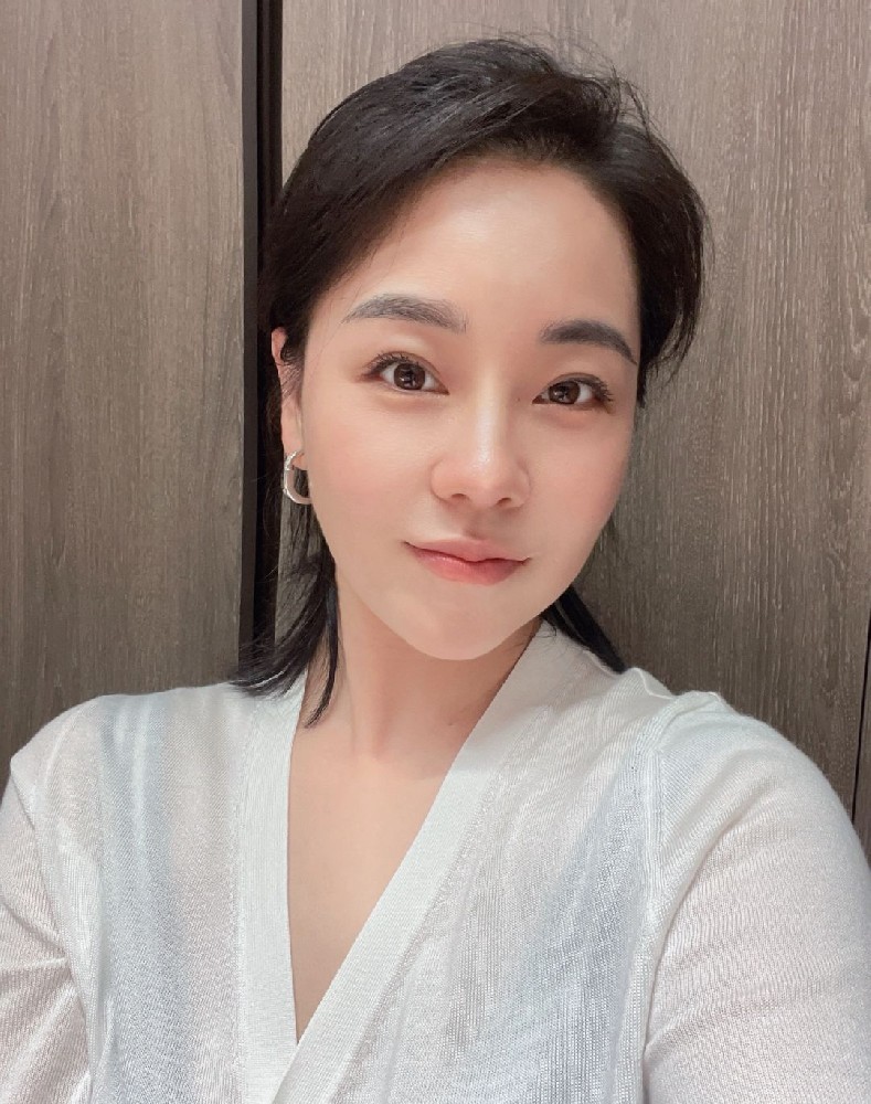 A427 照片784张 视频45个 中国女 国内 少妇 日常 生活