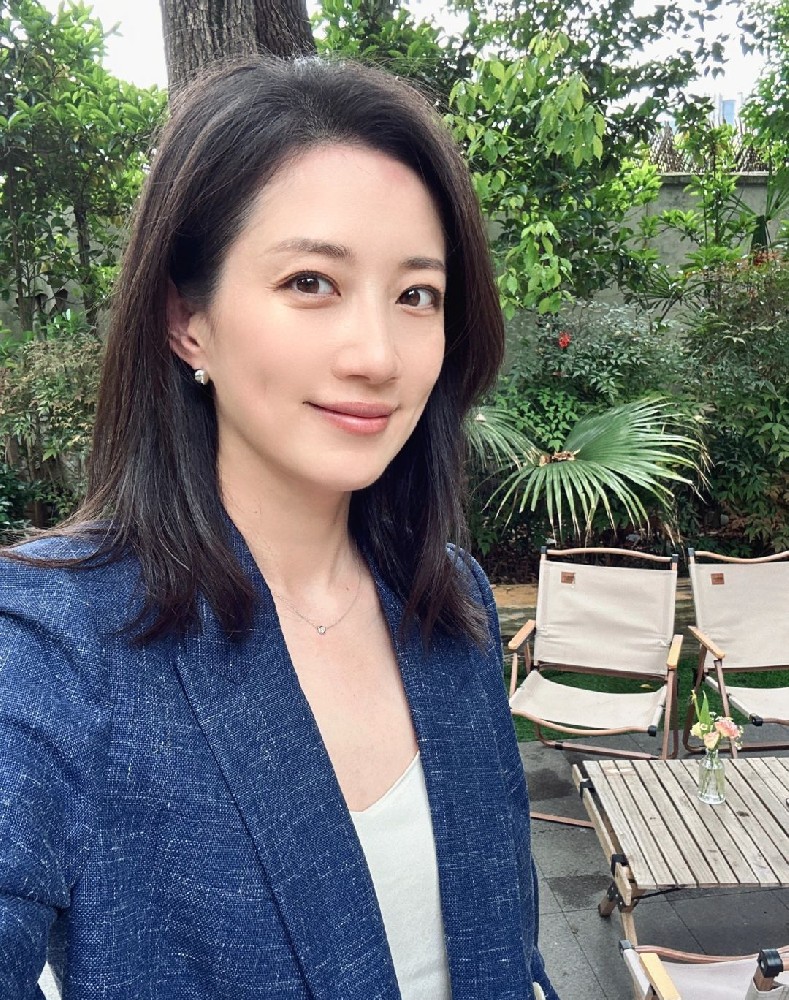 A429 照片1157张 视频31个 中国女 少妇 宝妈 生活日常 旅游健身