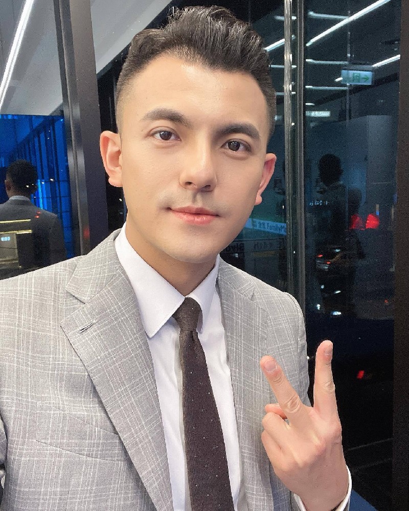 D839 照片5681张 视频173个 台湾男 台湾高材生 奶爸宝妈 家庭 学习 工作素材较多 有宝宝合照 共作 学习照片