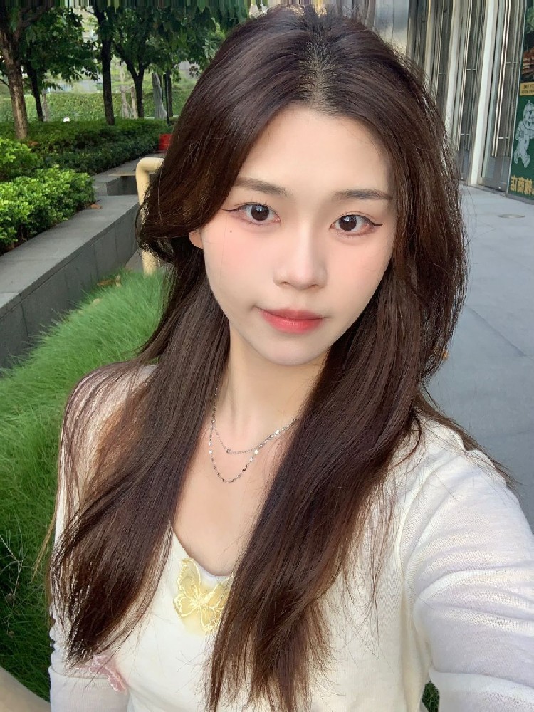 A459 照片268张 视频13个 中国女 真实可爱小姐姐 自拍多