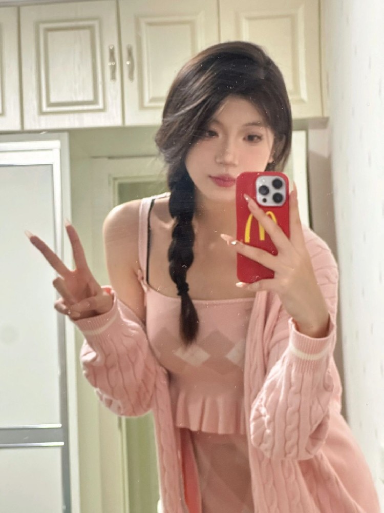 A487 照片91张 视频119个 中国女 大学生 多个宿舍跳舞视频 适合视频起号