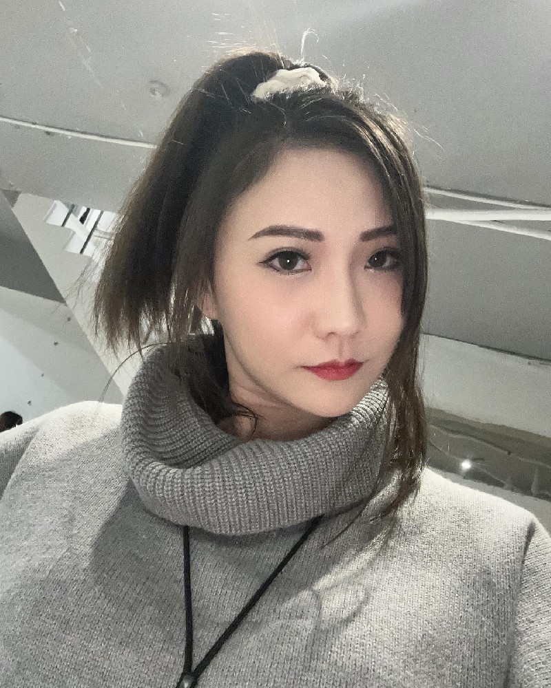 G049 照片1327张 视频236个 同人私密 真实成熟少妇 生活日常 旅游 大尺度私密 适合虚拟视频