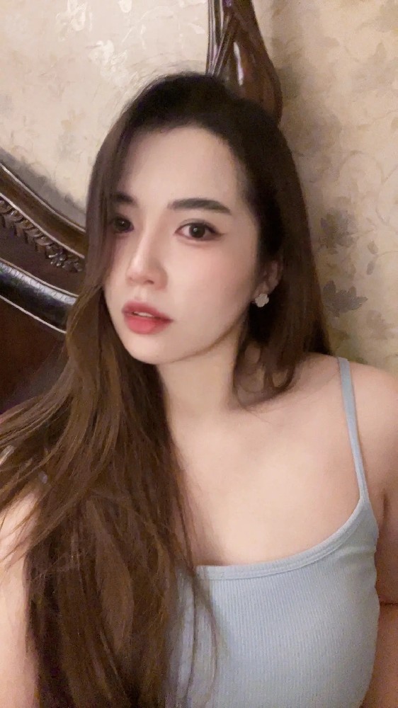 L122 照片221张 视频40个 中国女 少妇 性感 真实 视频多