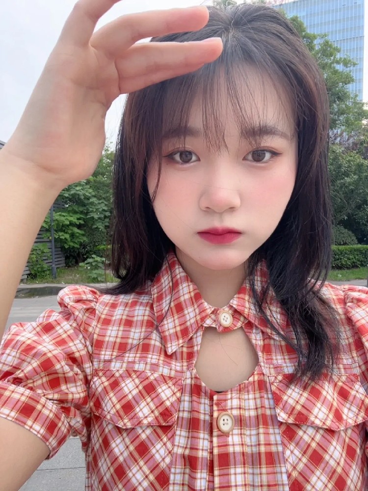 L126 照片240张 视频66个 中国女 少女 可爱 学生 真实 视频多