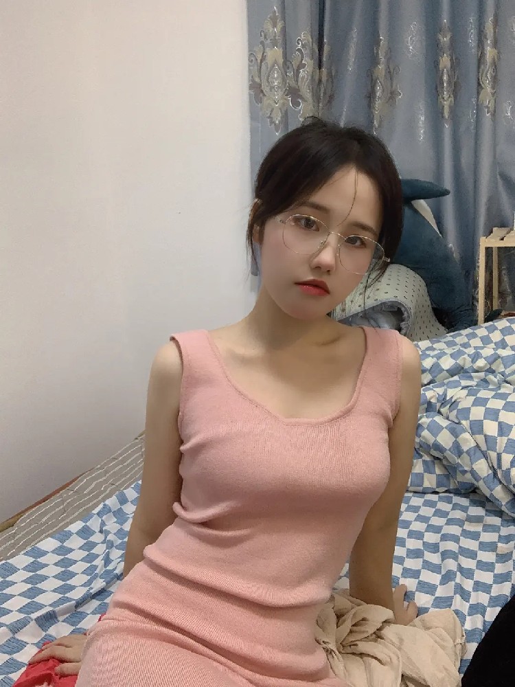 L141 照片1383张 视频167个 中国女 打工妹 厂花 少女 可爱 真实 性感