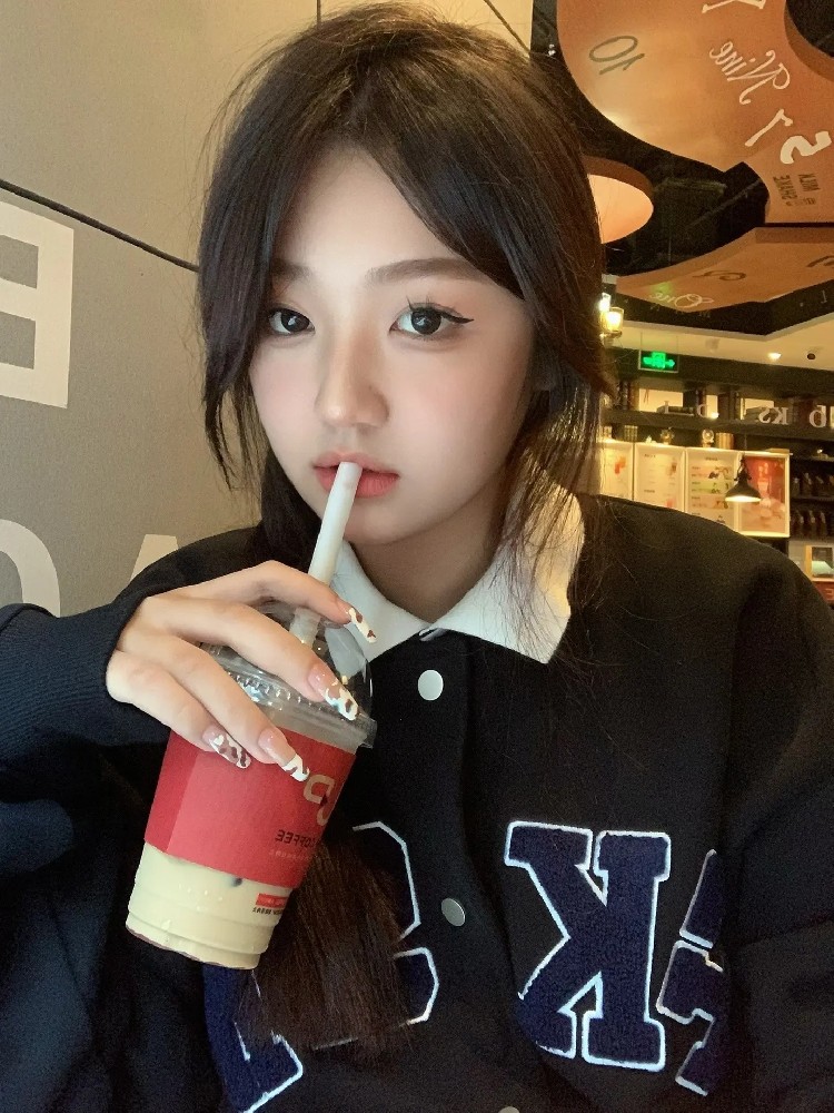 L142 照片960张 视频40个 中国女 少女 可爱 学生 真实