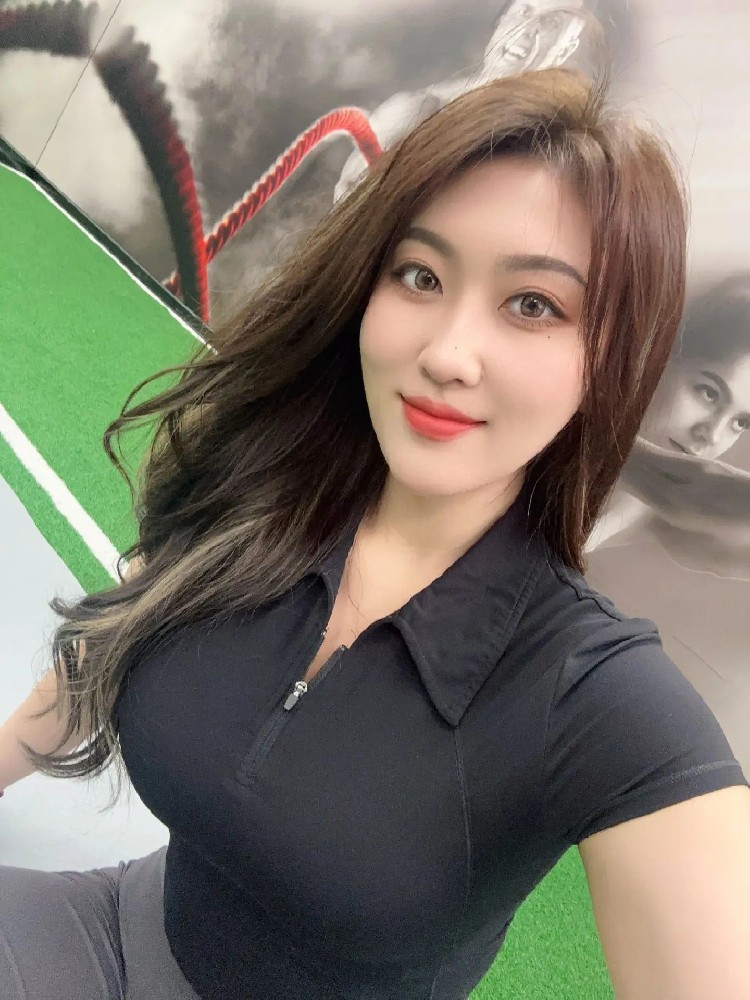 L160 照片293张 视频193个 中国女 少妇 美女 真实 视频多