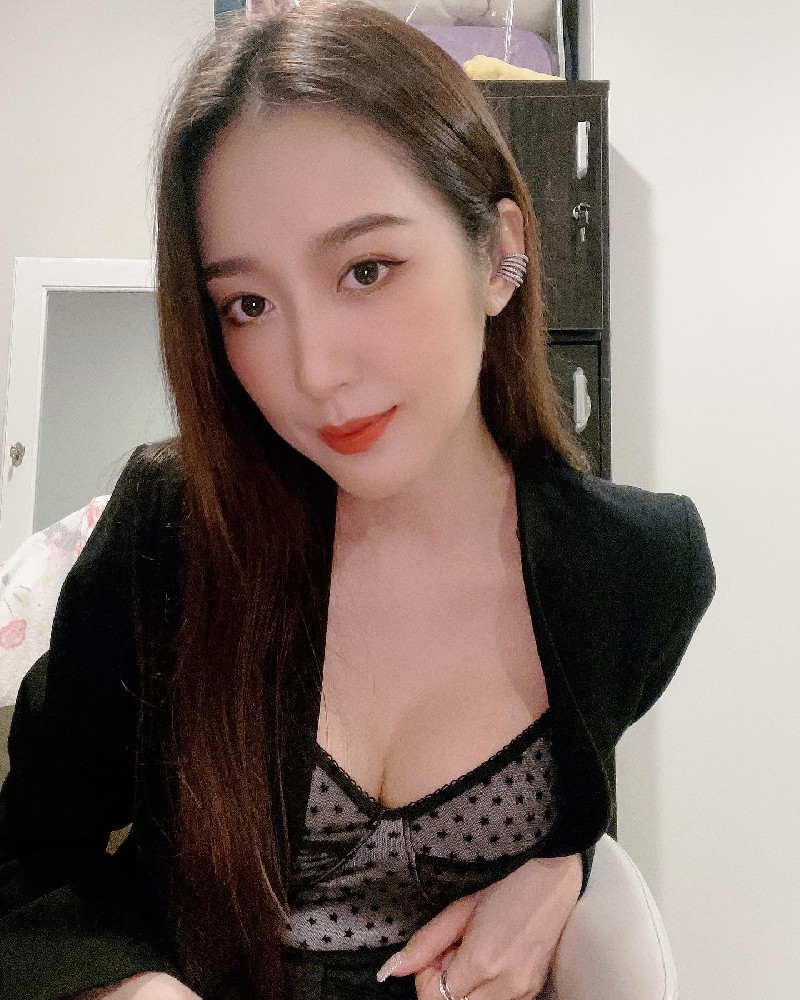 A535 照片4161张 视频210个 泰国 气质美女 少妇 生活日常 旅游