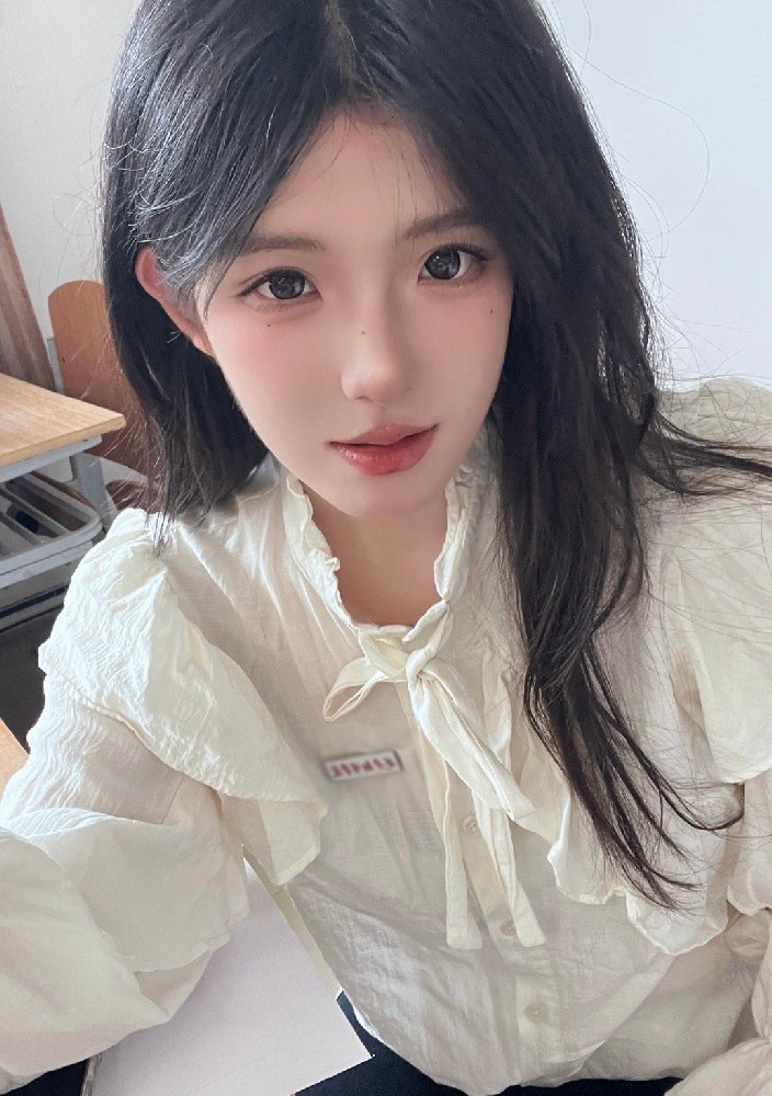 A553 照片513张 视频27个 中国女 美女 少女 学生 小姐姐 真实