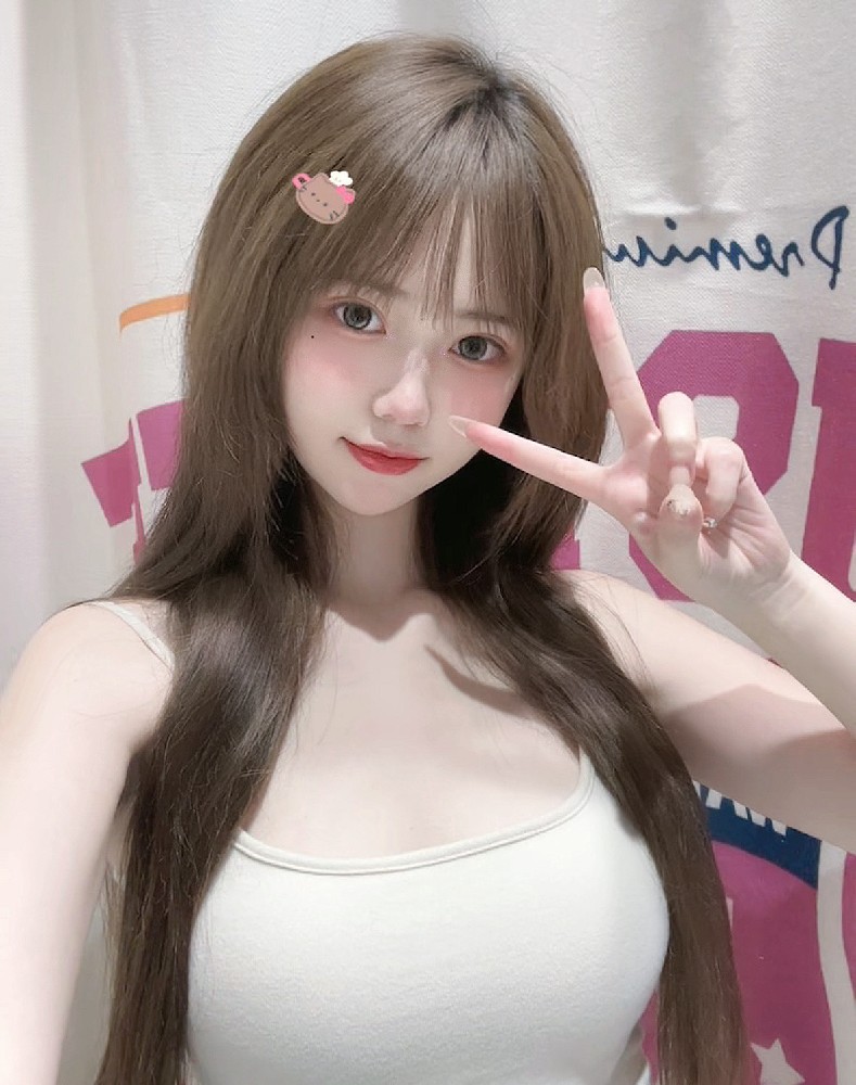 A557 照片1552张 视频98个 中国女 少女 学生 可爱 真实