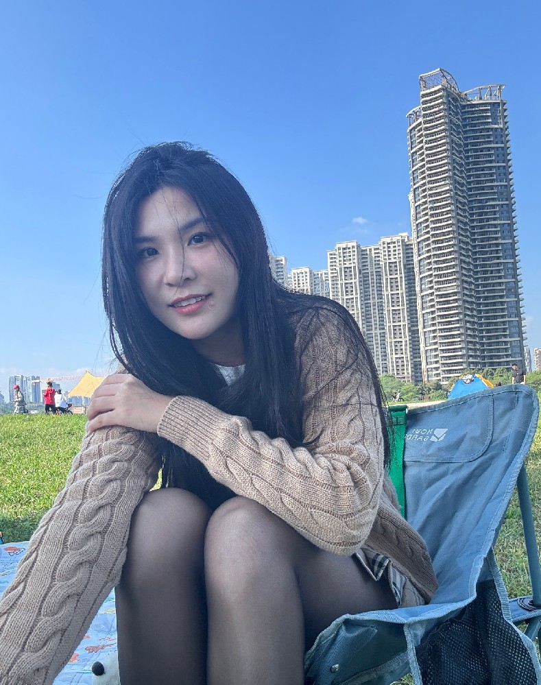 A609 照片854张 视频476个 中国女 美女 生活日常 丝袜 秀身材 性感 真实