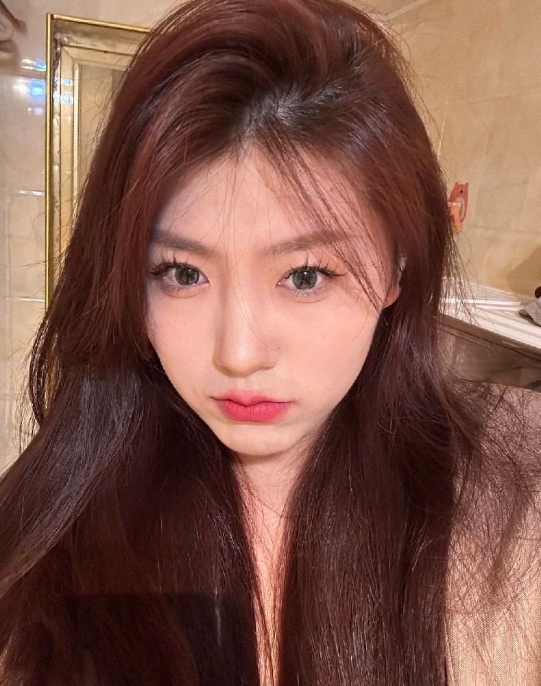 A658 照片546张 视频440个 中国女 生活日常 旅游 真实