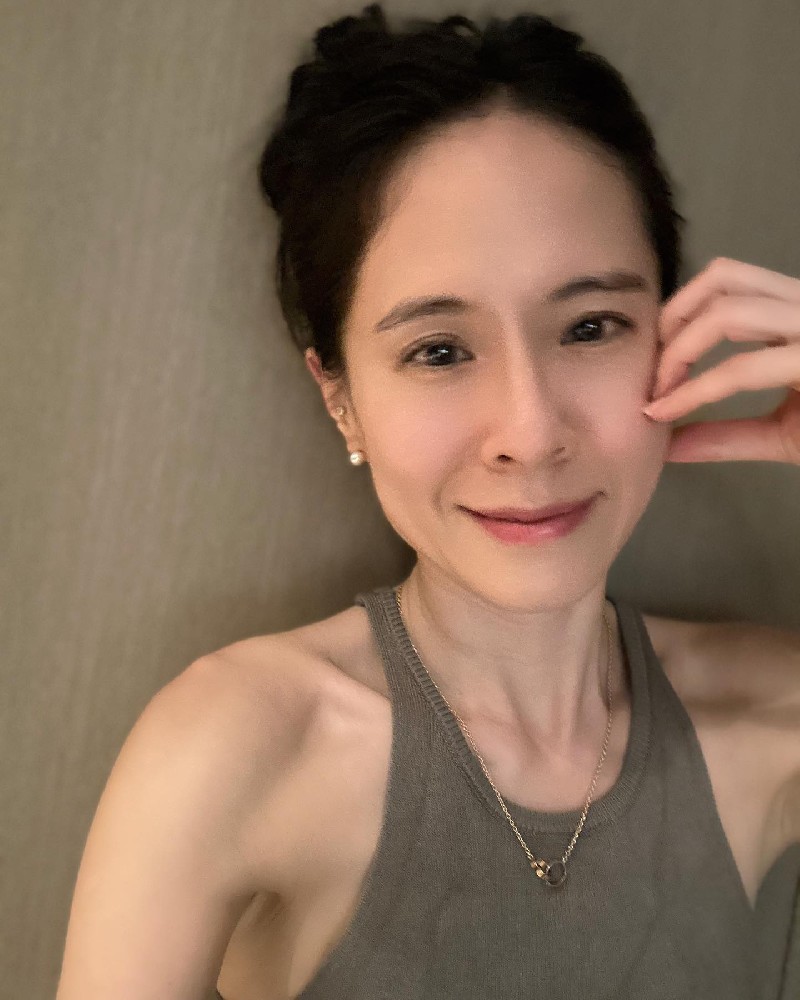 A666 照片3107张 视频32个 台湾 气质美女 少妇 生活日常 旅游 健身 瑜伽