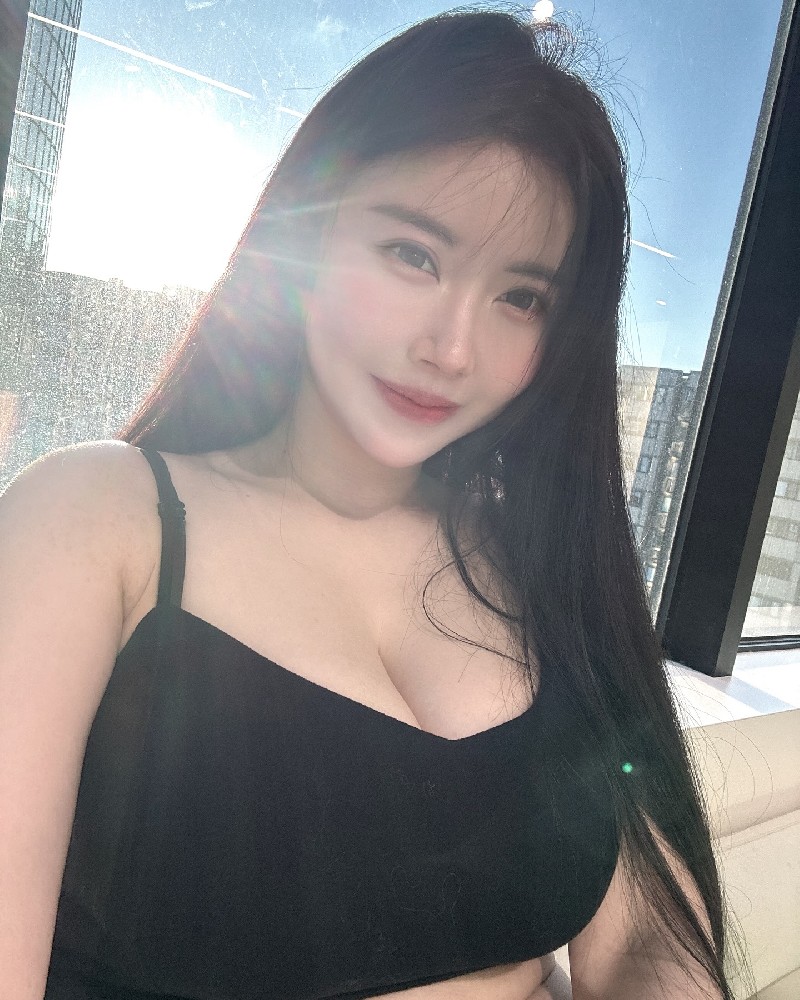 A691 照片4253张 视频198个 台湾 大胸 美女 日常 生活 旅游 自拍多 自拍视频多