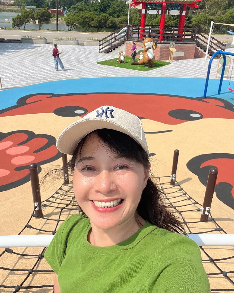 A718 照片6580张 视频19个 台湾 成熟少妇 生活日常 旅游