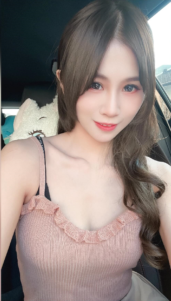 A748 照片639张 视频22个 台湾 美女 生活日常 旅游 自拍多