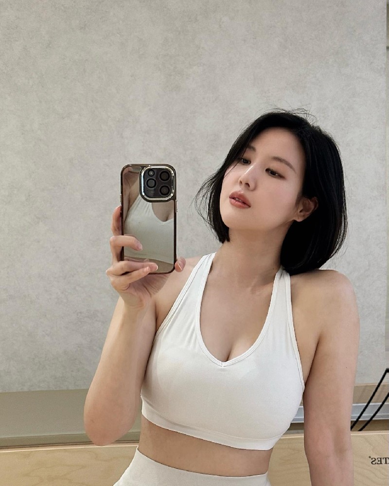 A774 照片462张 视频37个 韩国 气质少妇美女 生活日常 旅游 健身