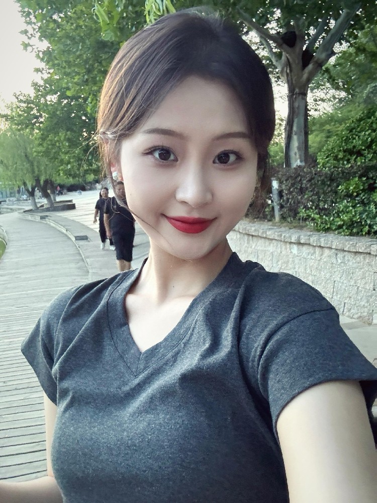 A839 照片3757张 视频45个  中国女 少妇 年轻美女 生活日常 旅游