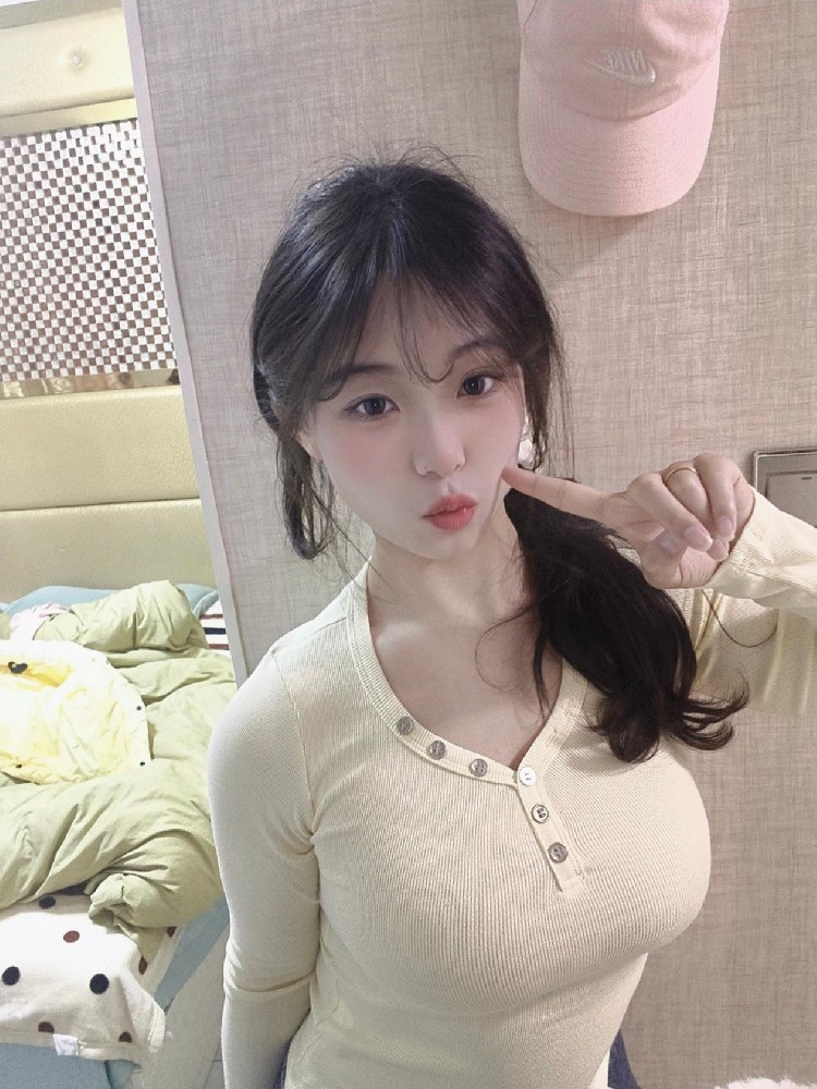 A858 照片336张 视频2个 中国女 少女 可爱 学生 真实 生活日常 旅游 自拍多