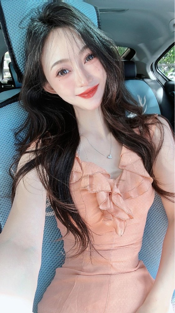 A861 照片673张 视频90个 中国女 气质美女 医生 医护 生活日常 旅游 工作