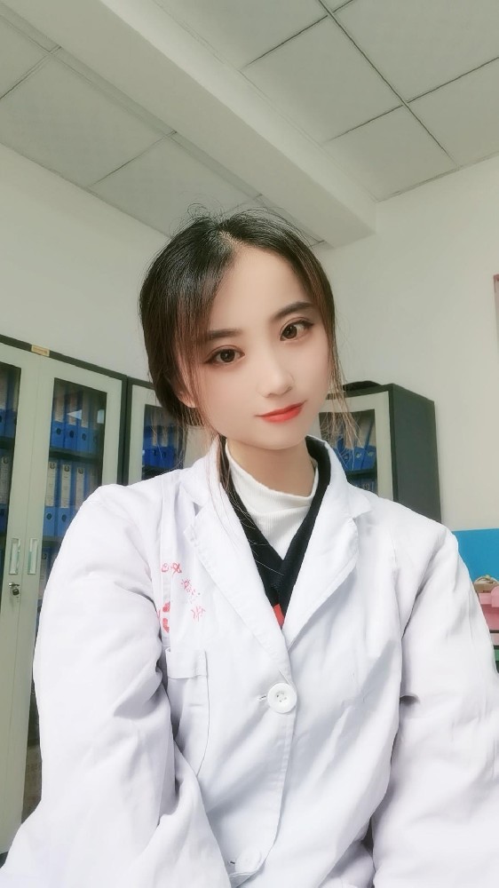 A863 照片291张 视频148个 中国女 医生医护 生活日常 旅游 工作 真实