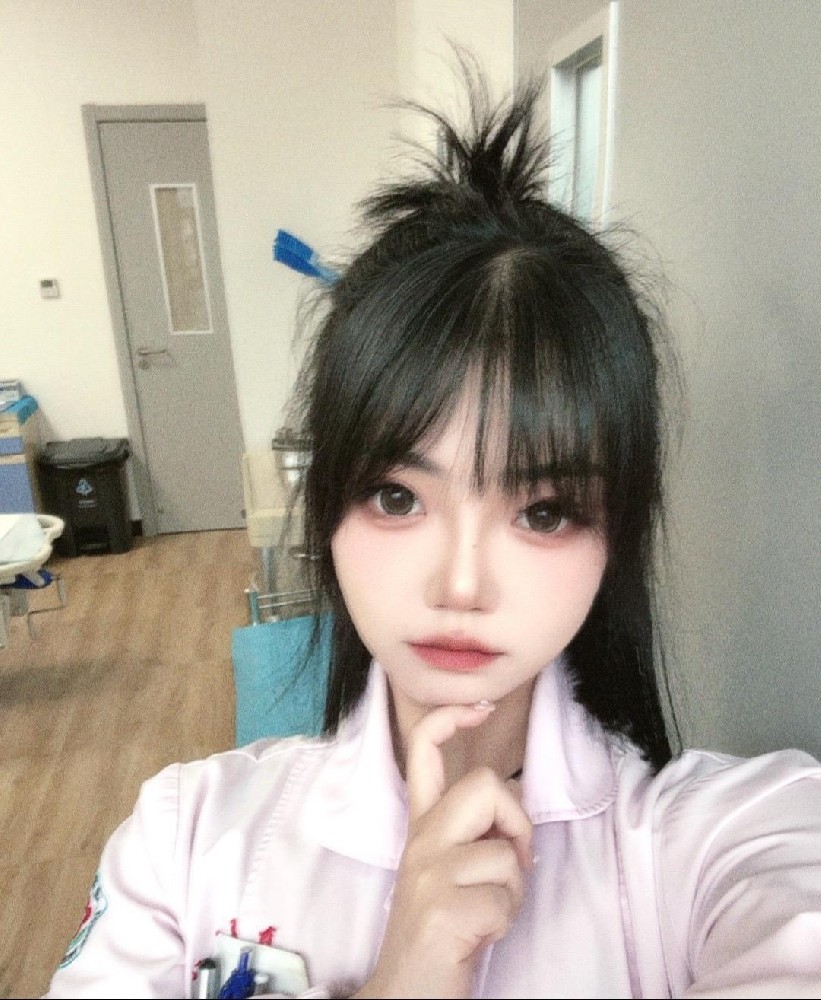 A866 照片379张 视频68个 中国女 真实 医护 护士 生活日常 旅游