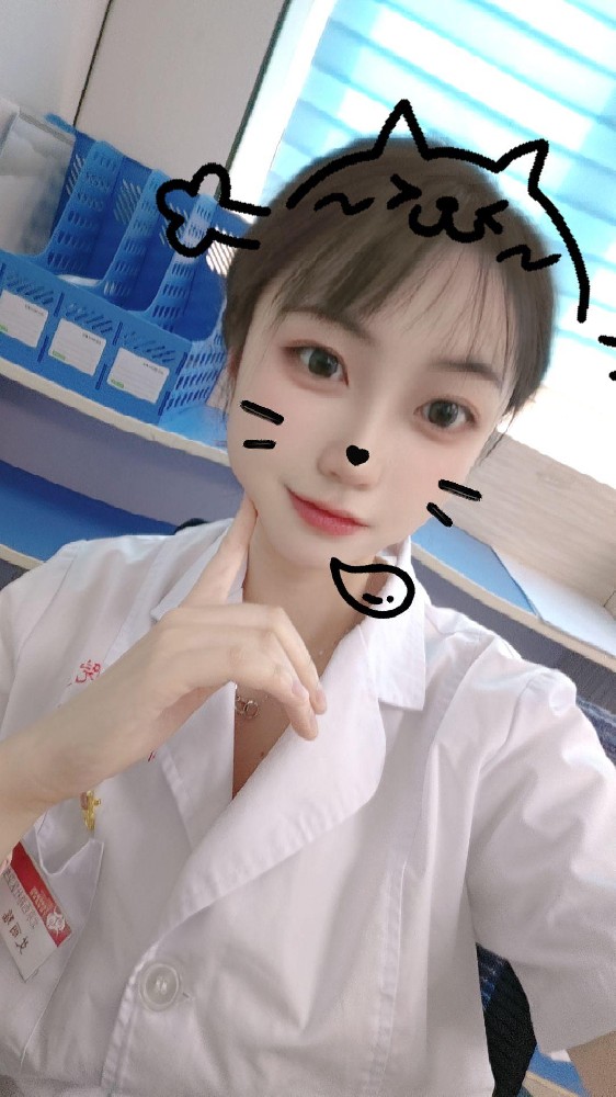 A868 照片659张 视频185个 中国女 年轻美女 医生 医护 生活日常 旅游工作