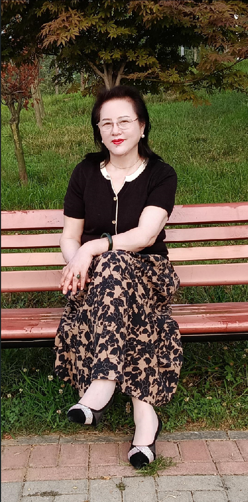 A883 照片912张 视频169个 中国女 阿姨 成熟 富婆 企业家 生活日常 旅游 工作