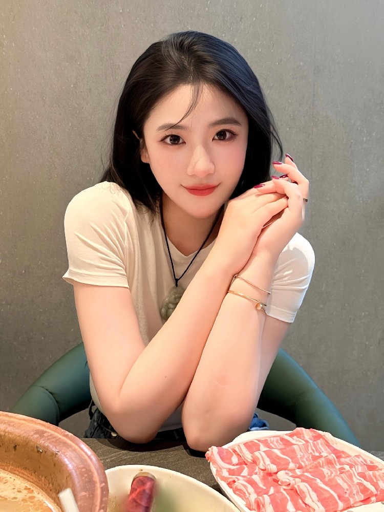 A901 照片372张 视频20个 中国女 气质美女 精致生活 生活日常 旅游