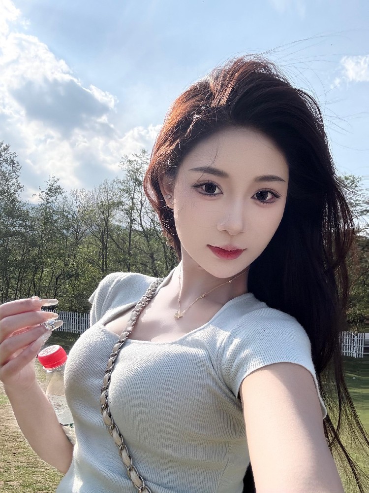 A918 照片338张 视频23个 中国女 年轻小姐姐 生活日常 旅游 真实
